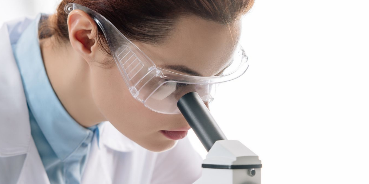 A Comprehensive Database of Disease Experts: